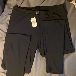 Black Leggings. Size Large